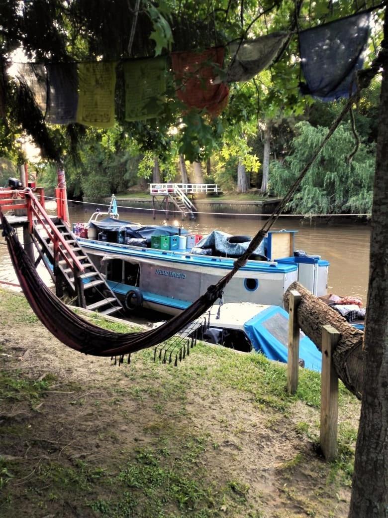 Gaia Hostal Tigre Ngoại thất bức ảnh